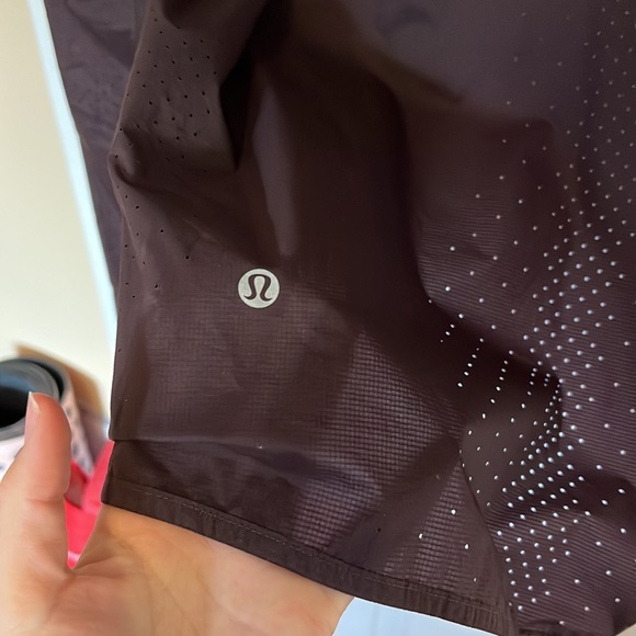 Lululemon jacket - Picture 4 of 6